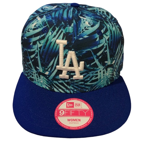 New Era Accessories - PINK Victorias Secret x LA Dodgers x New Era 9Fifty Snapback BNWT.